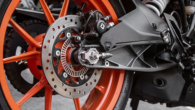 KTM RC 125 Rear Wheel & Tyre