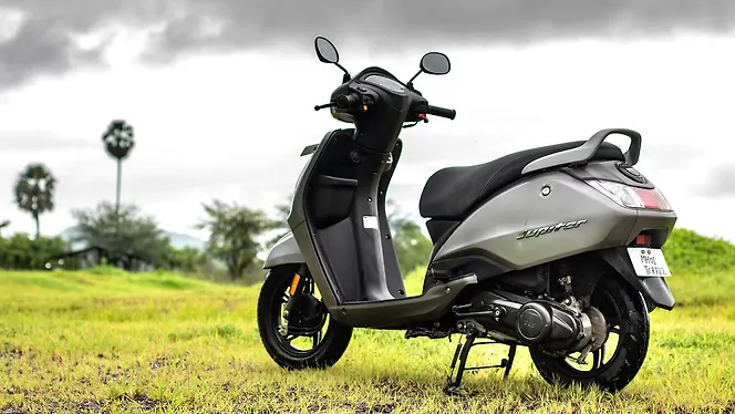 TVS Jupiter Left Rear Three Quarter