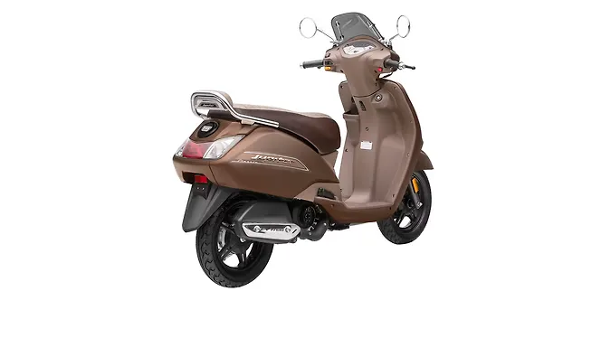 TVS Jupiter ZX Drum SmartXonnect: Top 5 Highlights - BikeWale