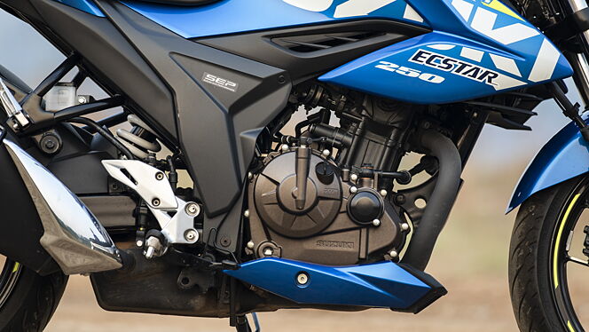 Suzuki Gixxer 250 Engine From Right