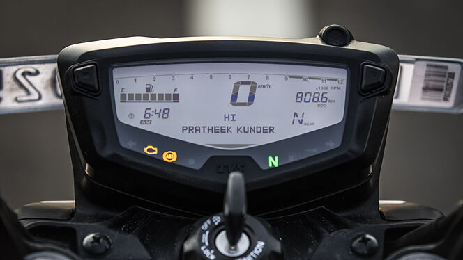 TVS Apache RTR 200 4V TFT / Instrument Cluster