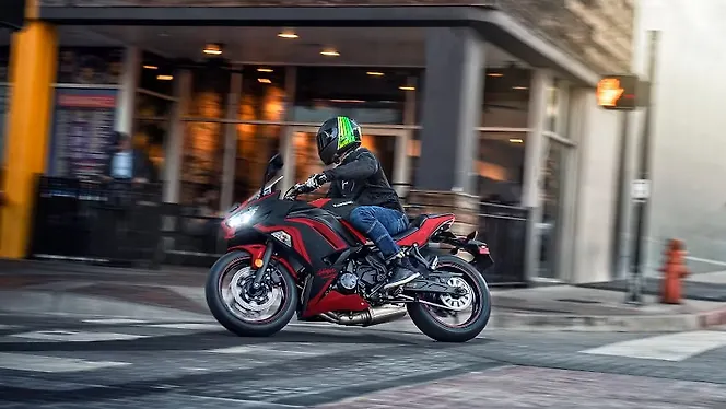 Kawasaki Ninja 650 gets new colours for 2021 - BikeWale