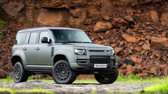 Land Rover Defender Right Front Three Quarter