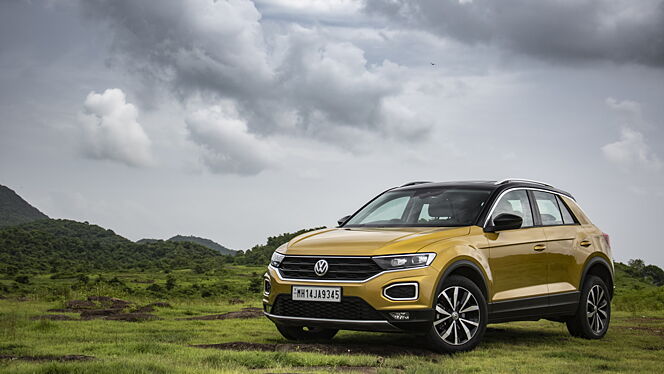 Discontinued T-Roc 1.5 TSI on road Price  Volkswagen T-Roc 1.5 TSI Features  & Specs
