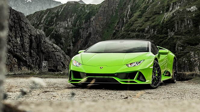Lamborghini Huracan Evo Spyder Price - Images, Colours & Reviews