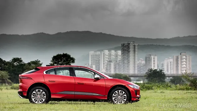 Jaguar I-Pace Right Side View