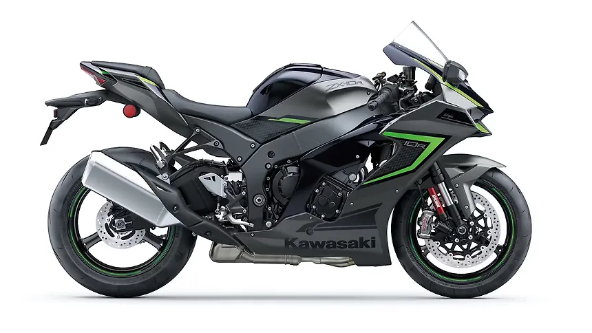 Kawasaki Ninja ZX-10R [2021] vs Kawasaki Z900 - Know Which Is